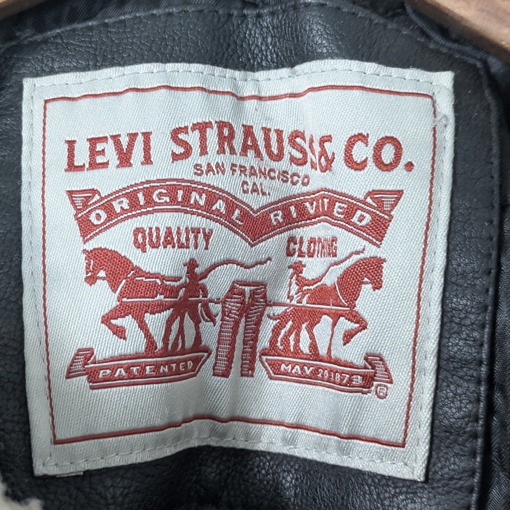 Levi Black Faux Leather Jacket with Cream Sherpa Collar - Picture 7 of 10